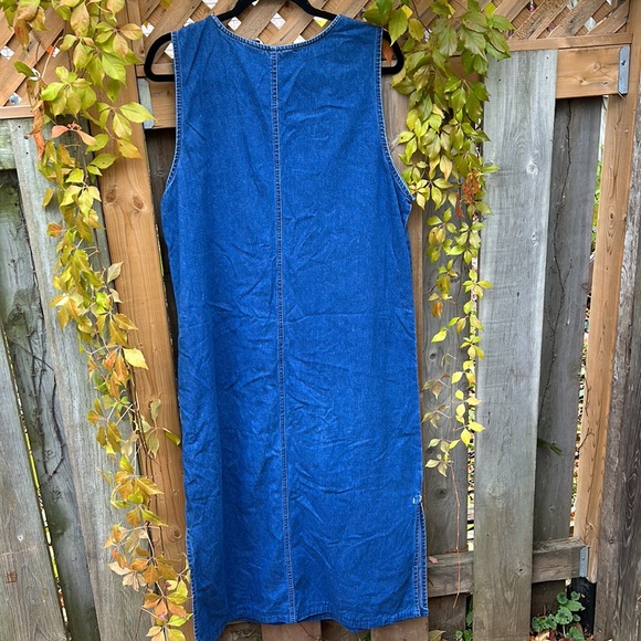 Safari Embroidered Vintage Denim Dress - Picture 6 of 12